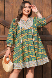 Green Plus Size Mixed Floral Print Striped Trim Loose Mini Dress